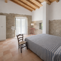 Schlafzimmer (2)
